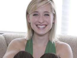 Allison Mack actress, alleged harem member.