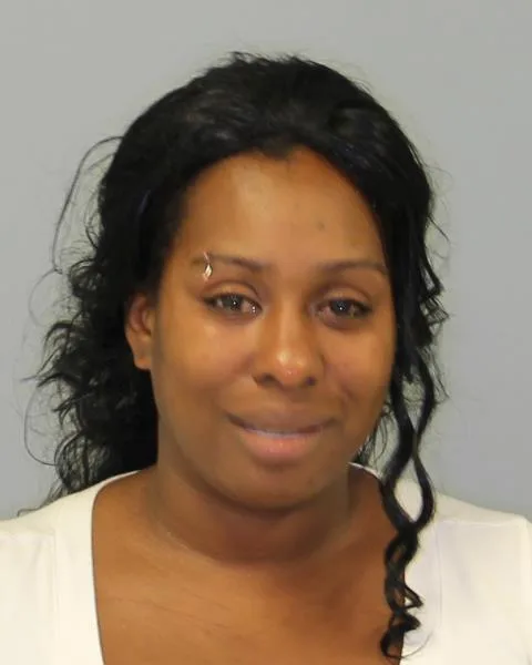 Woman who allegedly stabbed baby daddy surrenders, is charged with second degree murder