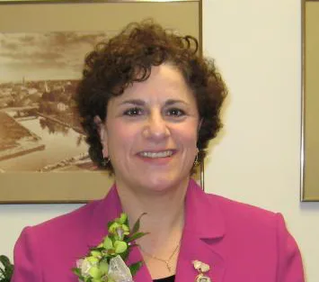 Former Councilwoman Grandinetti Appointed to Housing Authority