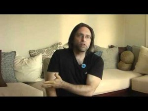 Keith Raniere (above) advised the Bronfmans to invest in the commodities futures market. He also handled the investments directly with the broker. He lost $65.6 million of their money. Was it legit or was there a scam at play?