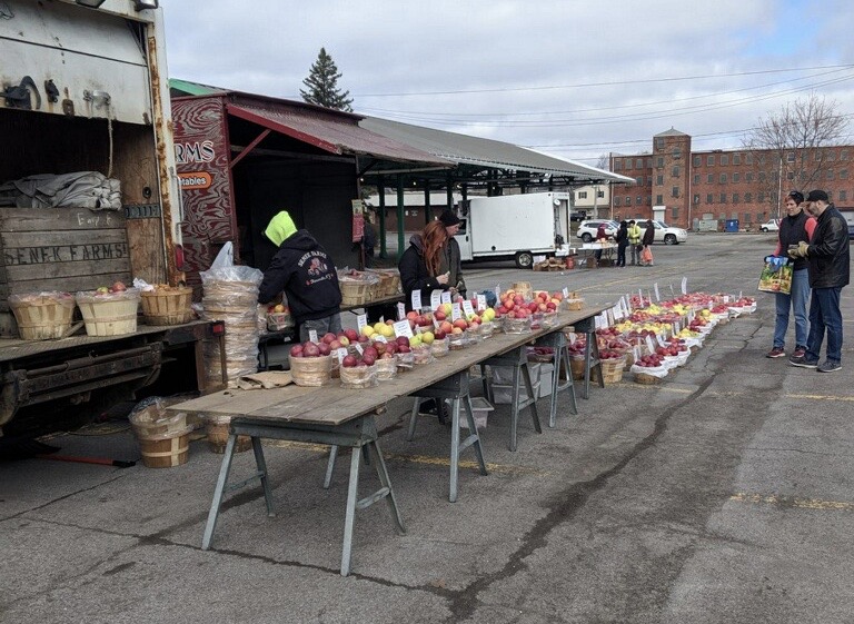 Local Lawmakers Work Together to Keep Farmers Market Operating in North Tonawanda