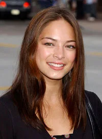 Kristin Kreuk, alleged harem member
