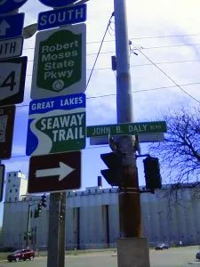 Rainbow Blvd (4), Rainbow and Daly, southwest corner
