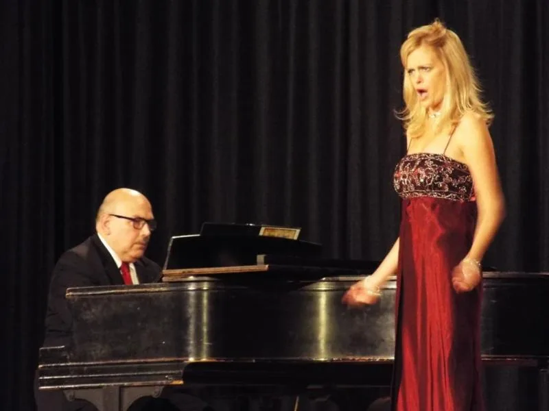NACC Presents Opera-tinis: An Evening of Song & Spirits