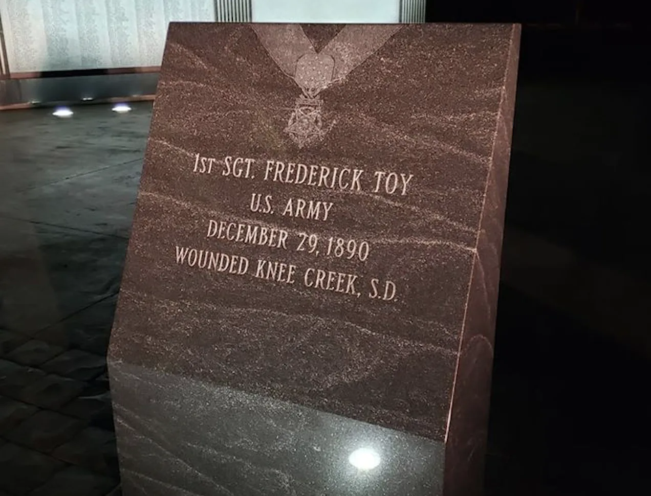 HAMILTON: Wounded Knee and Niagara Falls’ Sgt. Toy Says Rescind the Doggone Wounded Knee Medals!