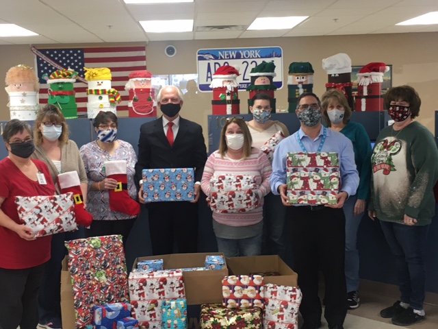 Niagara County DMV Employees Make Holidays Special for Family in Need