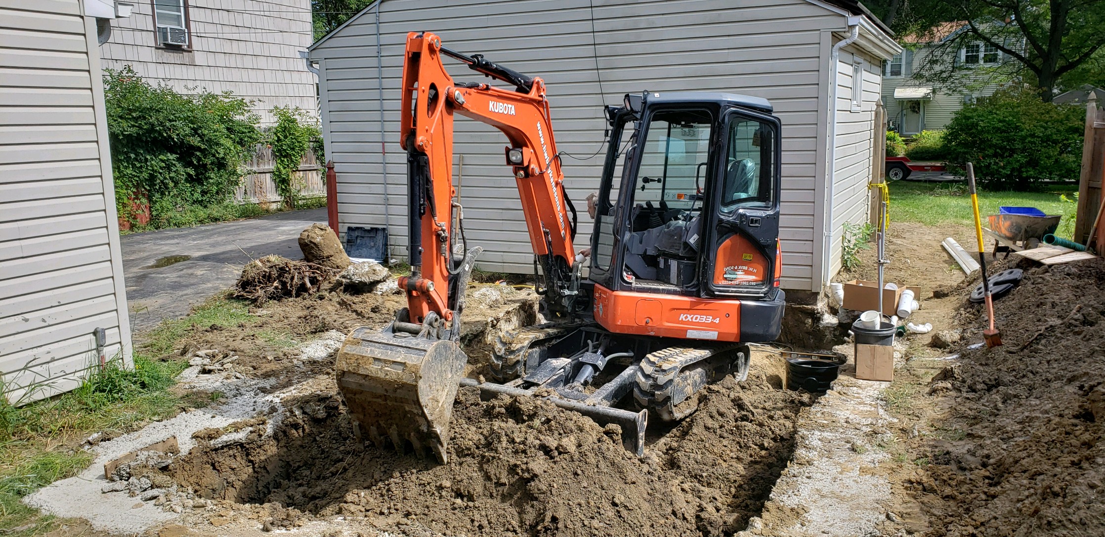 Niagara Falls Community Coming Together to Help Veteran House Renovation