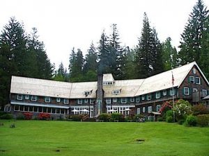 Kalaloch at Olympic National Park in the state of Washington has 10 lodge rooms, 6 motel rooms, 4 motel suites, 40 cabins and 6 duplex cabins. Wouldn't this look just grand on Goat Island?
