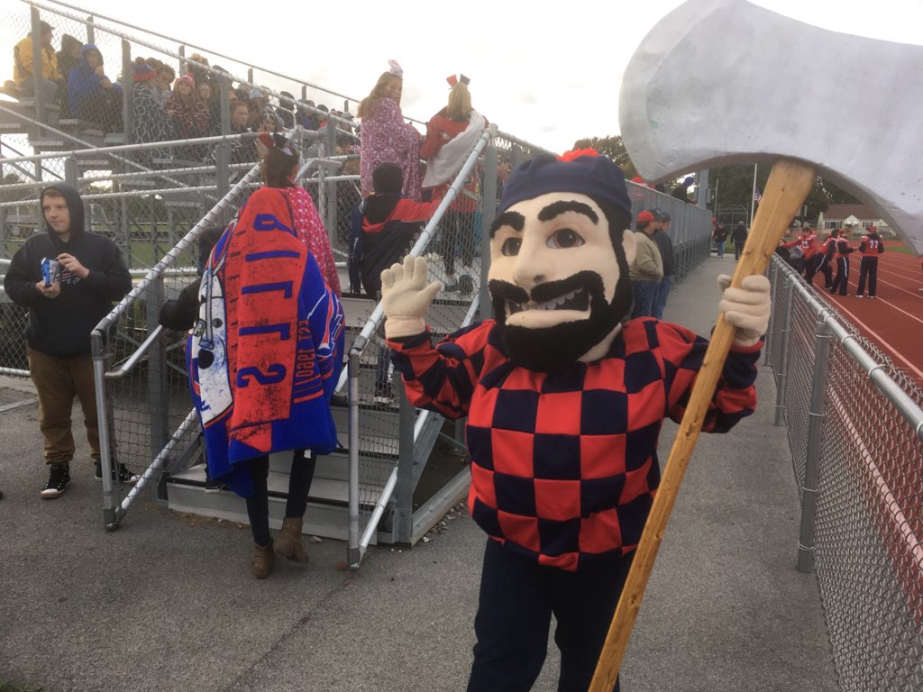 Lumberjacks Win ‘T-NT’ Football Game