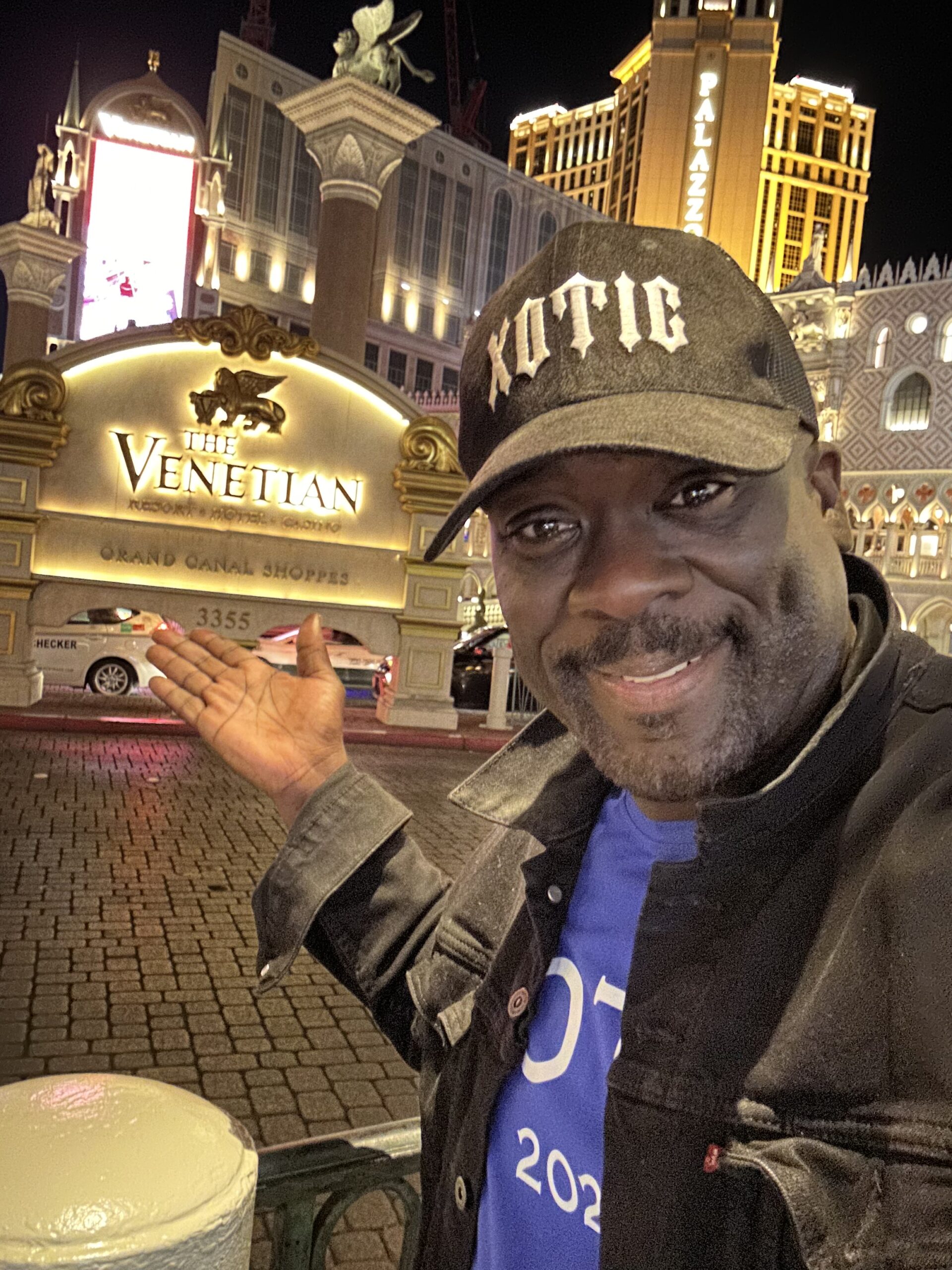 Falls Comedian “Black Ernie” Lights Up the Stage in Vegas