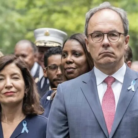 Jailed Whistleblower’s Federal Filing Alleges Hochul Affair, Erie County Retaliation